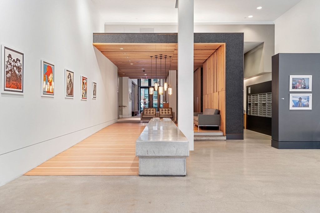 346 Congress Street, Unit 702 Boston, MA 02210 - Photo 17 of 20