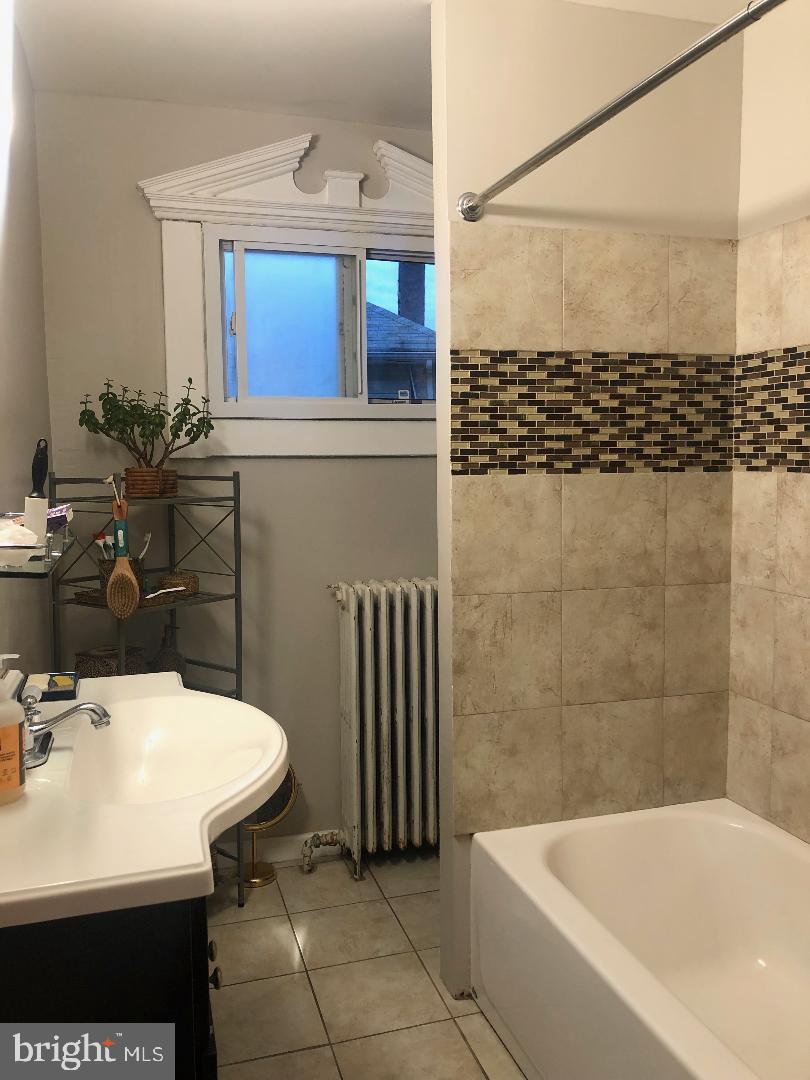 1801 Chelsea Road Baltimore, MD 21216 - Photo 13 of 27 Full Bath