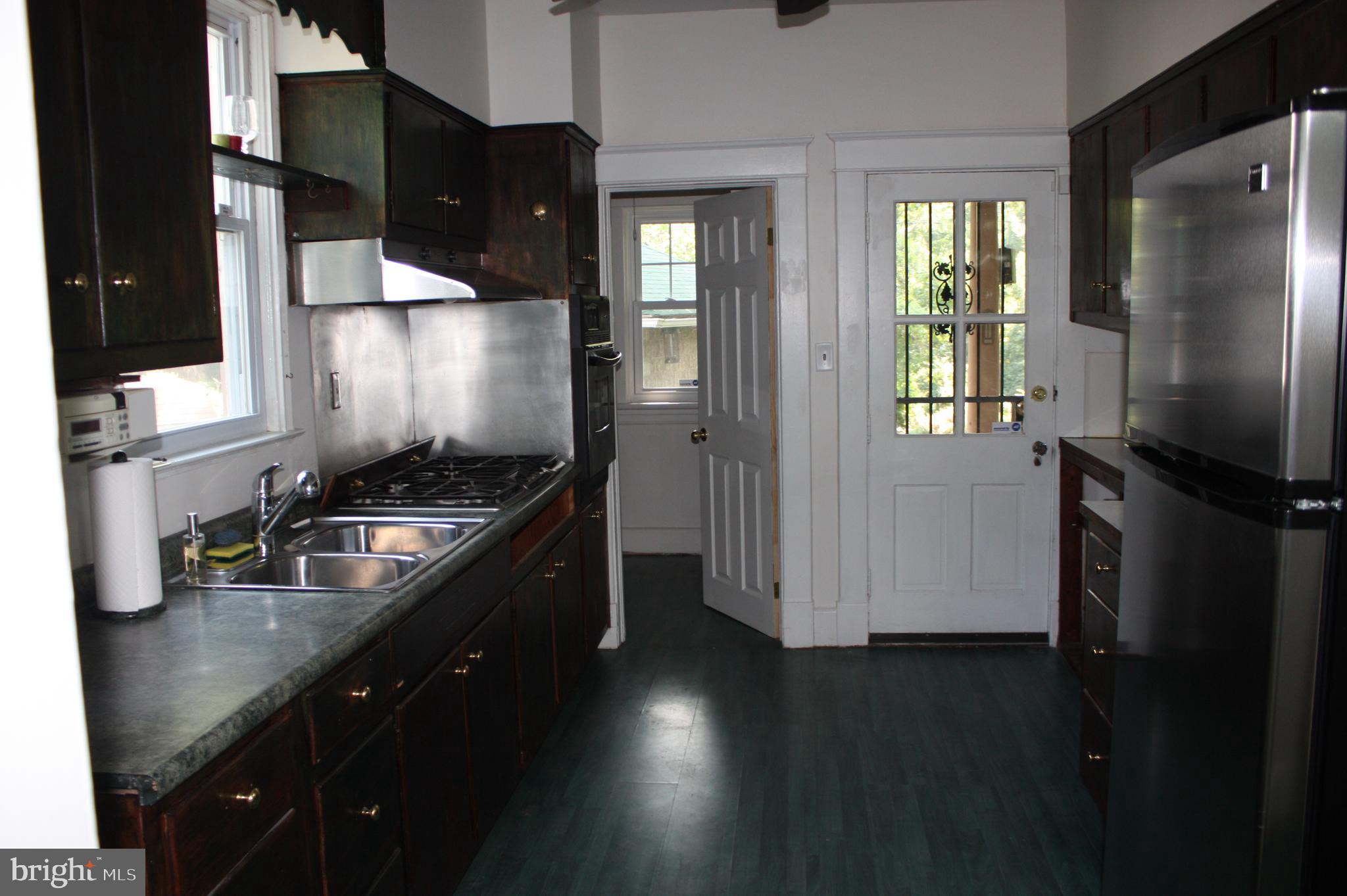 1801 Chelsea Road Baltimore, MD 21216 - Photo 7 of 27 Kitchen