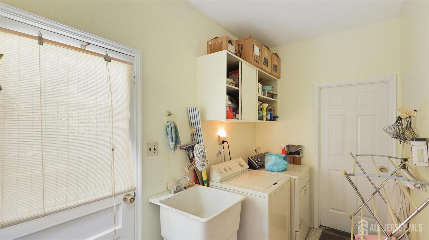 6 Darby Road East Brunswick, NJ 08816 - Photo 20 of 23 Gallery Image 20