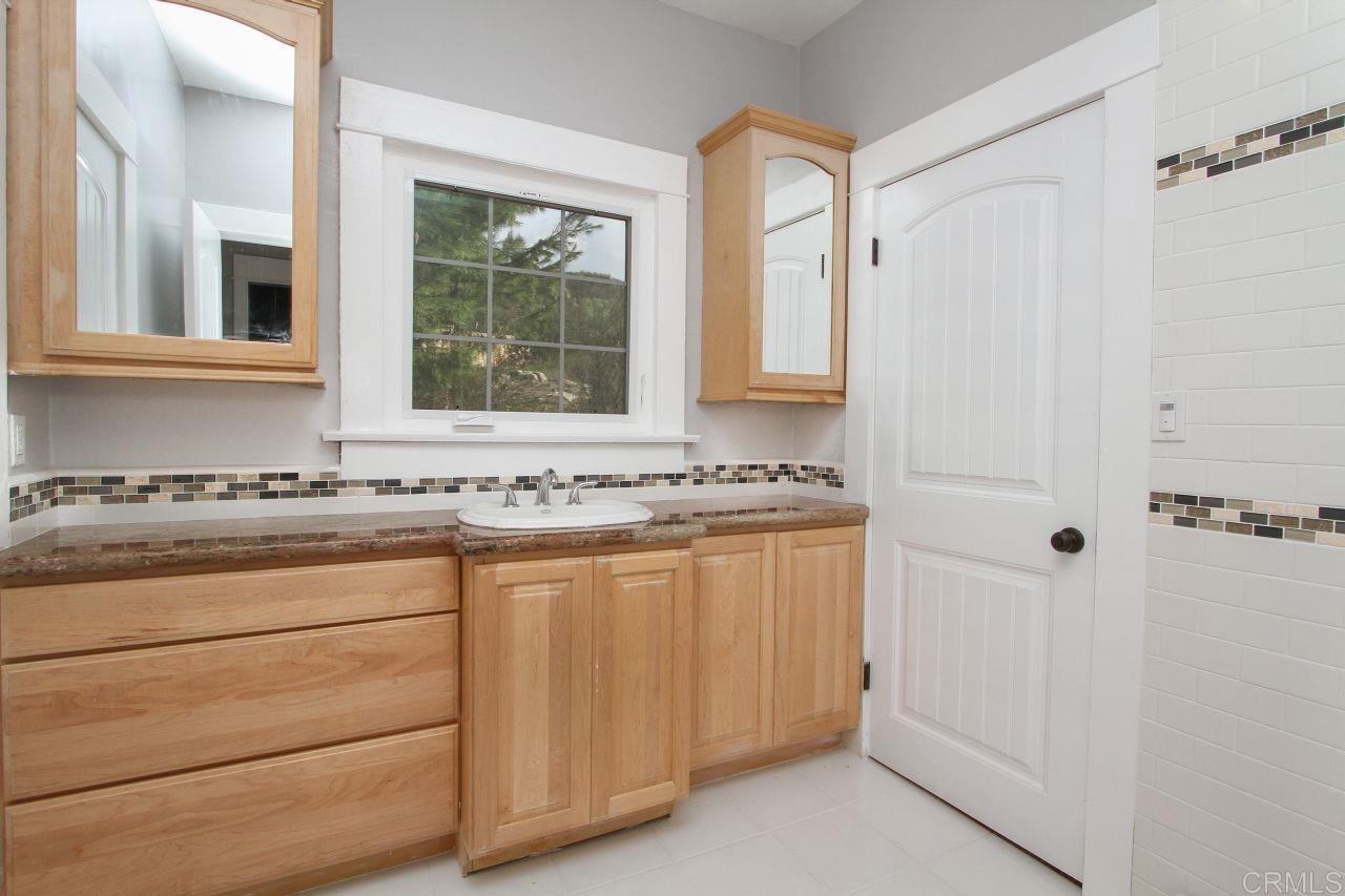27939 Valley Center Road Valley Center, CA 92082 - Photo 21 of 25 Gallery Image 21