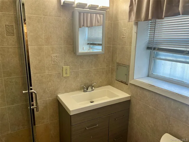 a view of washer and dryer