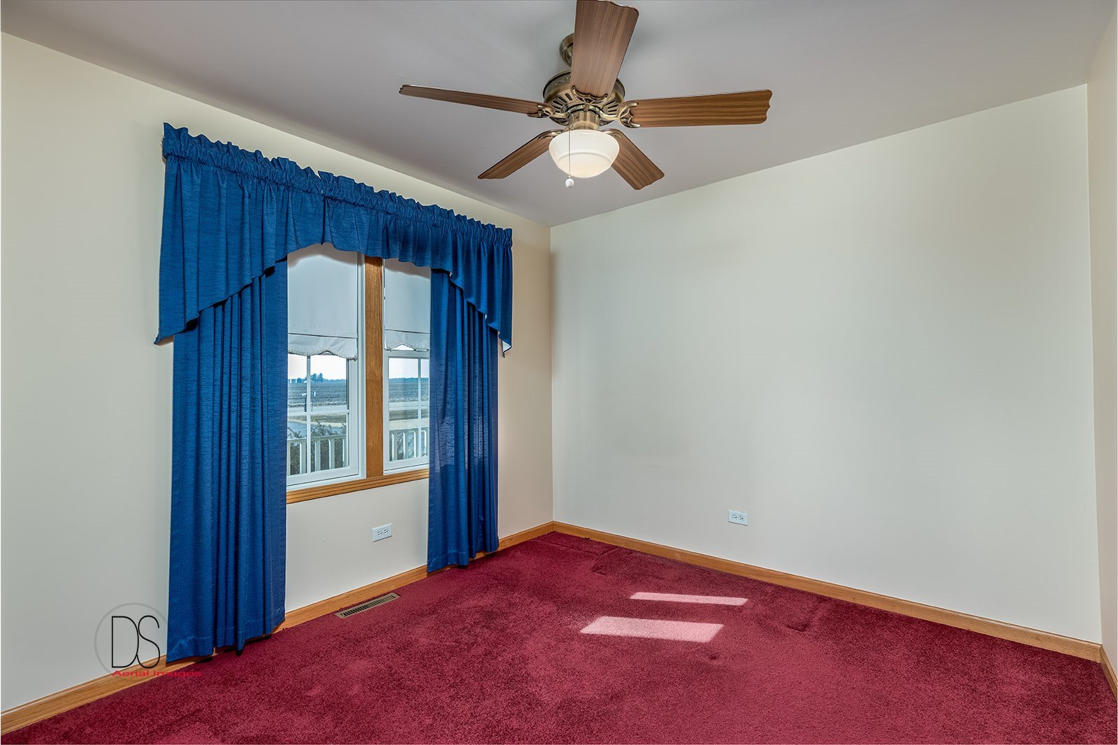 3976 East 2259th Road Serena, IL 60549 - Photo 13 of 24 a view of empty room with window and ceiling fan