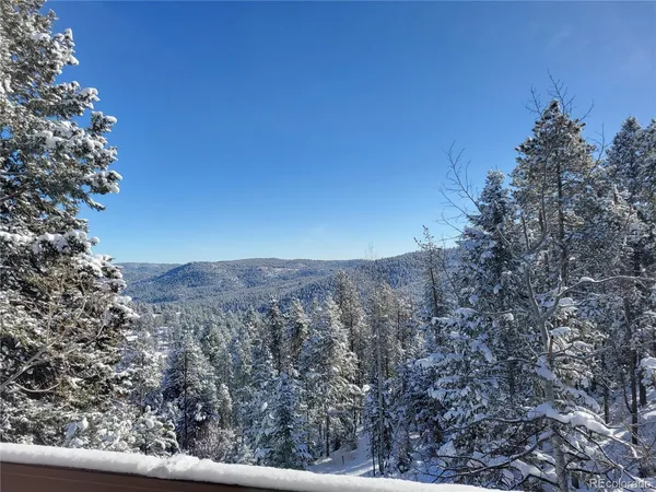 $940,000 | 32462 Lodgepole Drive, Evergreen, CO 80439