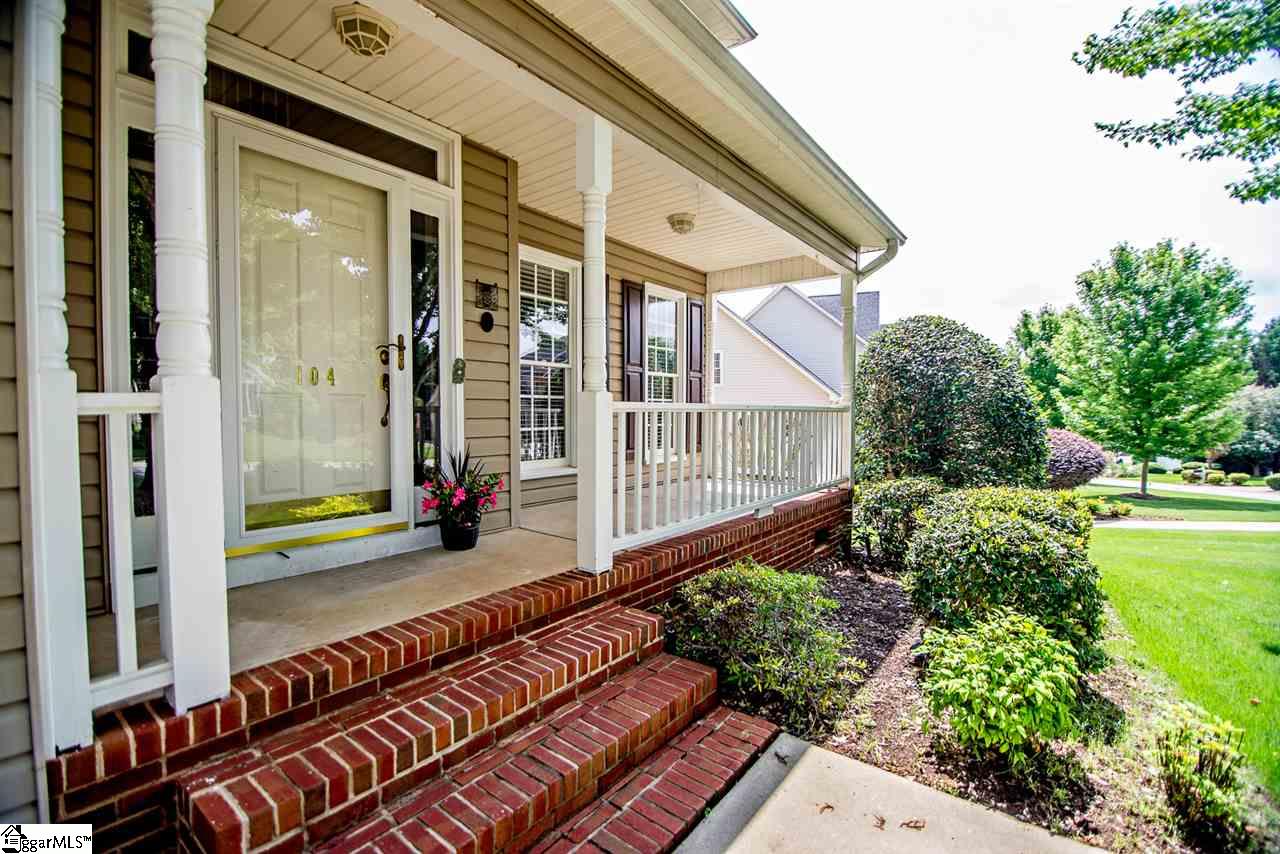 104 Quail Ridge Drive Simpsonville, SC 29680 - Photo 2 of 32 Gallery Image 2