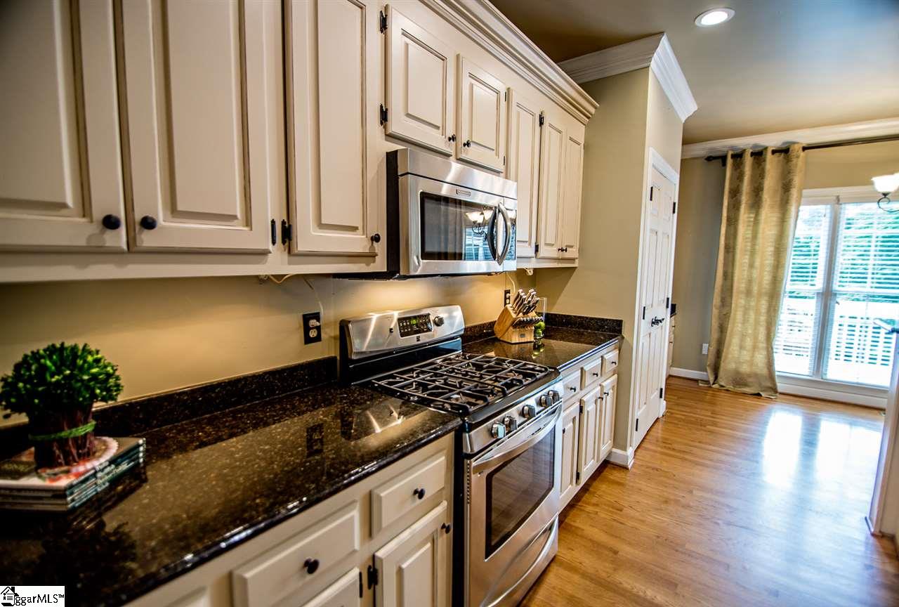104 Quail Ridge Drive Simpsonville, SC 29680 - Photo 11 of 32 Gallery Image 11