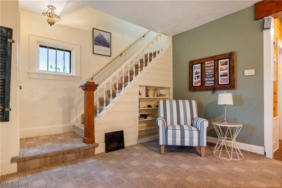 120 34th Street Southwest Canton, OH 44706 - Photo 2 of 30 Sitting room with carpet flooring