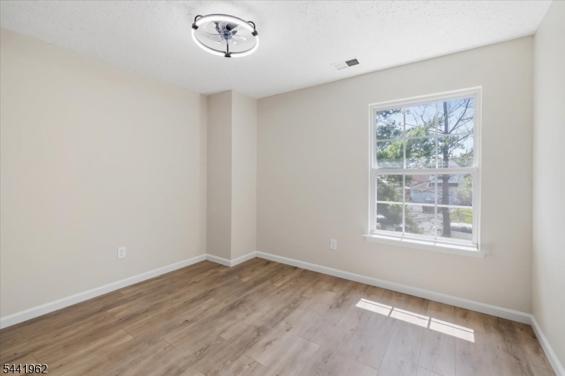 286 Nebula Road Piscataway, NJ 08854 - Photo 31 of 38