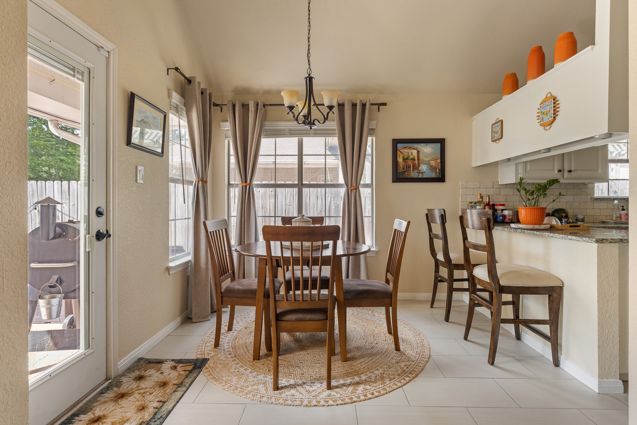 2305 Raintree Path Round Rock, TX 78664 - Photo 13 of 36
