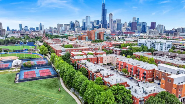 $2,800 | 948 West 15th Place, Unit 1B, Chicago, IL 60608