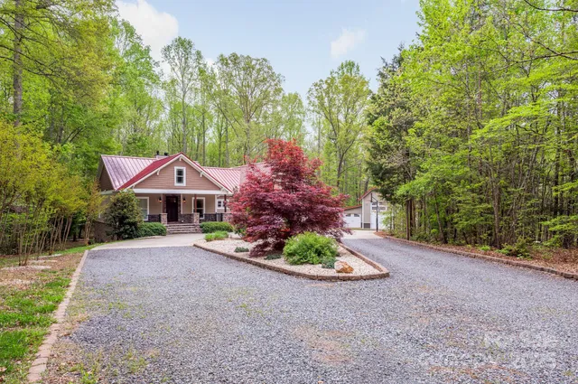 $1,290,000 | 2599 Highway 557, Clover, SC 29710