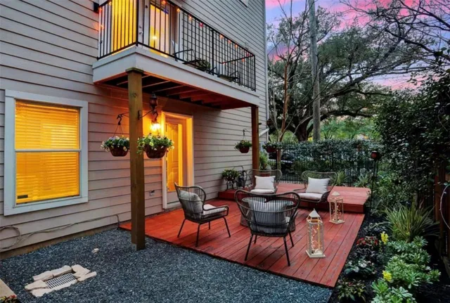 $2,945 | 1015 Eberhard Street, Houston, TX 77019