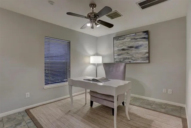 $2,945 | 1015 Eberhard Street, Houston, TX 77019