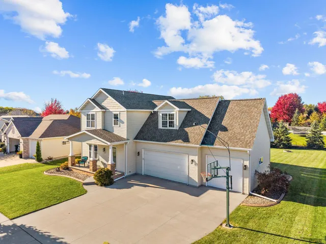 $479,900 | 4124 East Glory Lane, Appleton, WI 54913