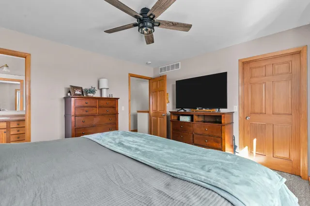 $479,900 | 4124 East Glory Lane, Appleton, WI 54913