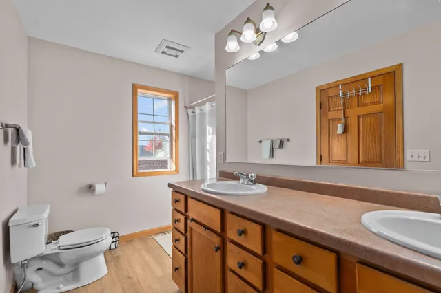 $479,900 | 4124 East Glory Lane, Appleton, WI 54913