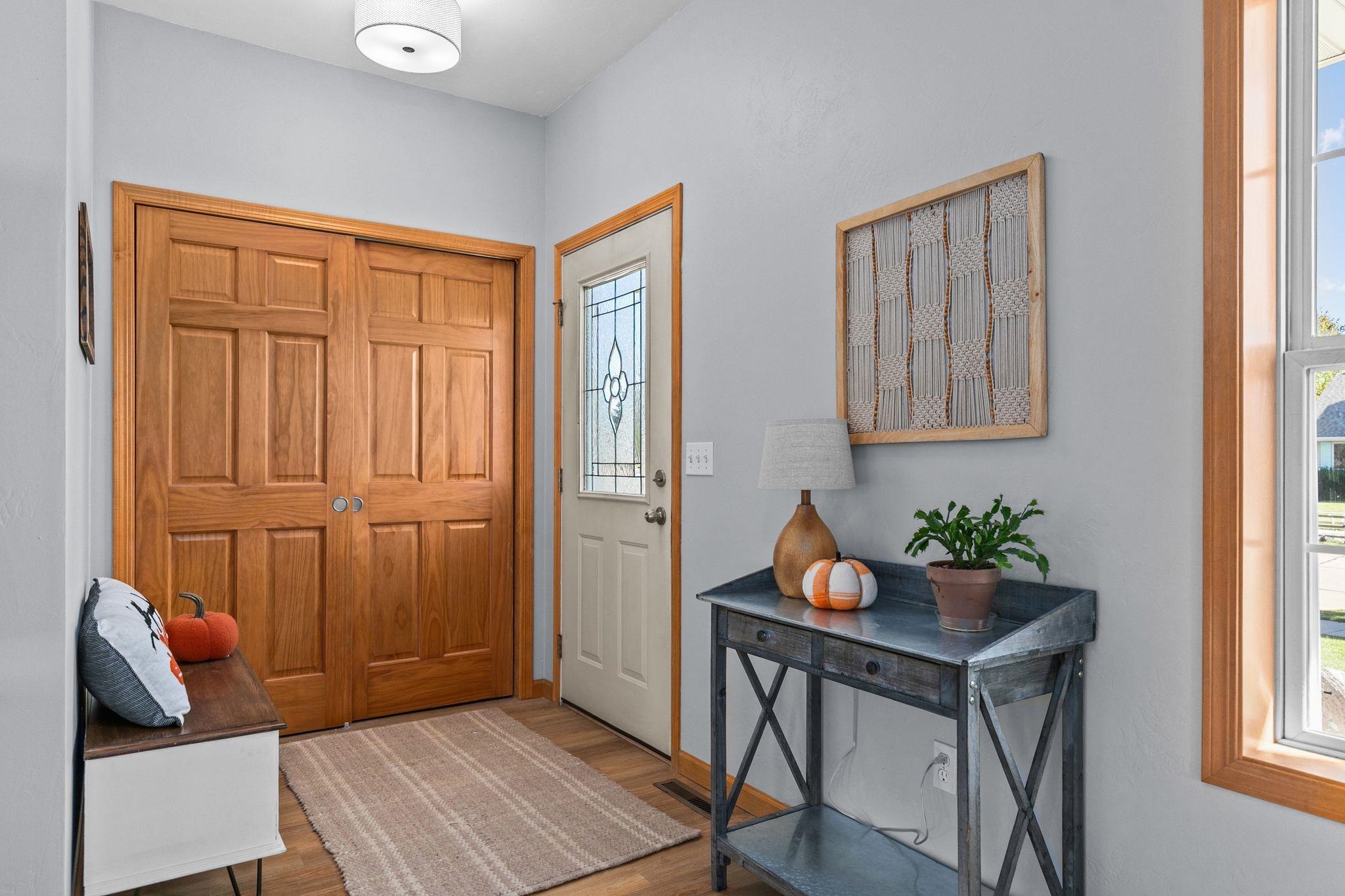 4124 East Glory Lane Appleton, WI 54913 - Photo 4 of 57