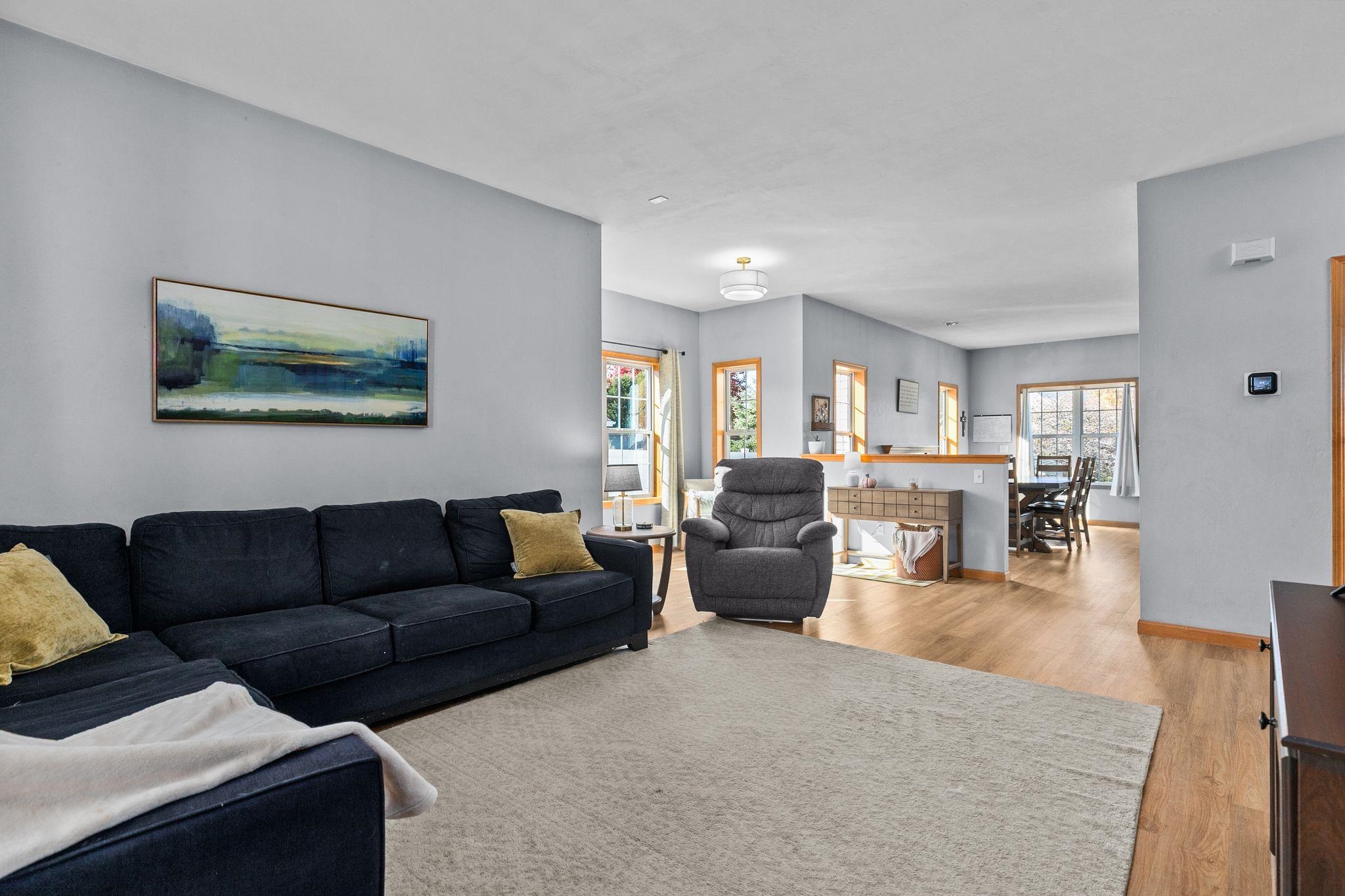 4124 East Glory Lane Appleton, WI 54913 - Photo 5 of 57