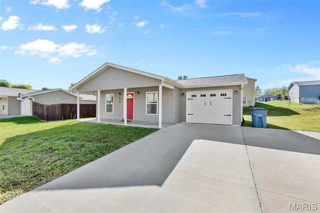 $192,900 | 446 Northview Estates Drive, Jackson, MO 63755