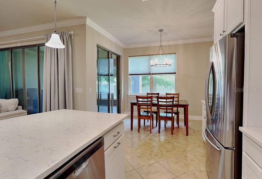10713 BERRY CREEK Road Orlando, FL 32836 - Photo 8 of 38