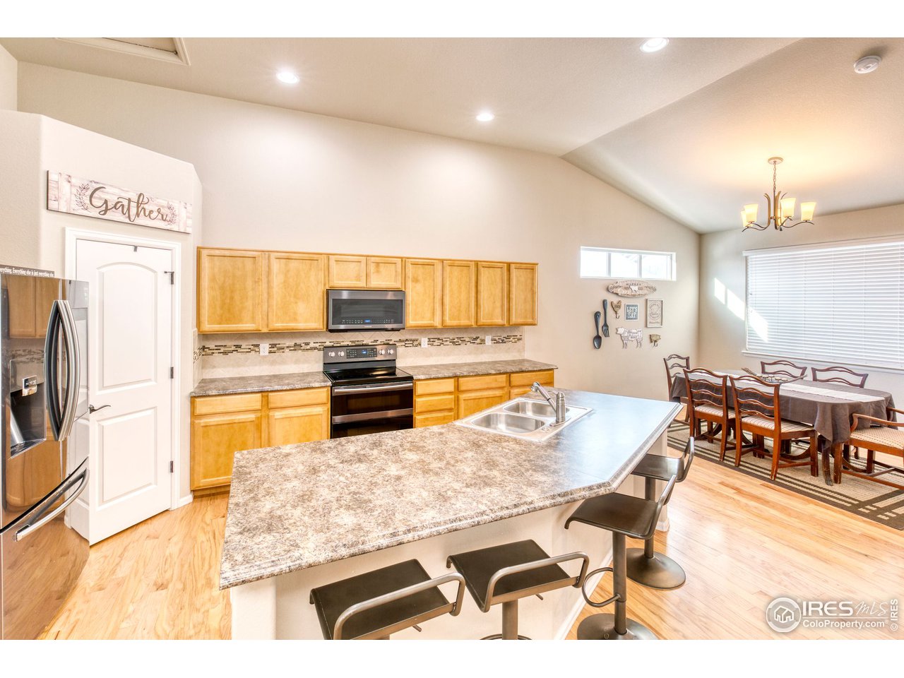 8607 15th St Road Greeley, CO 80634 - Photo 3 of 20 Open and Bright