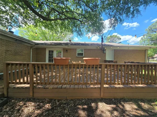 $320,000 | 1144 Norwood Drive, Hurst, TX 76053