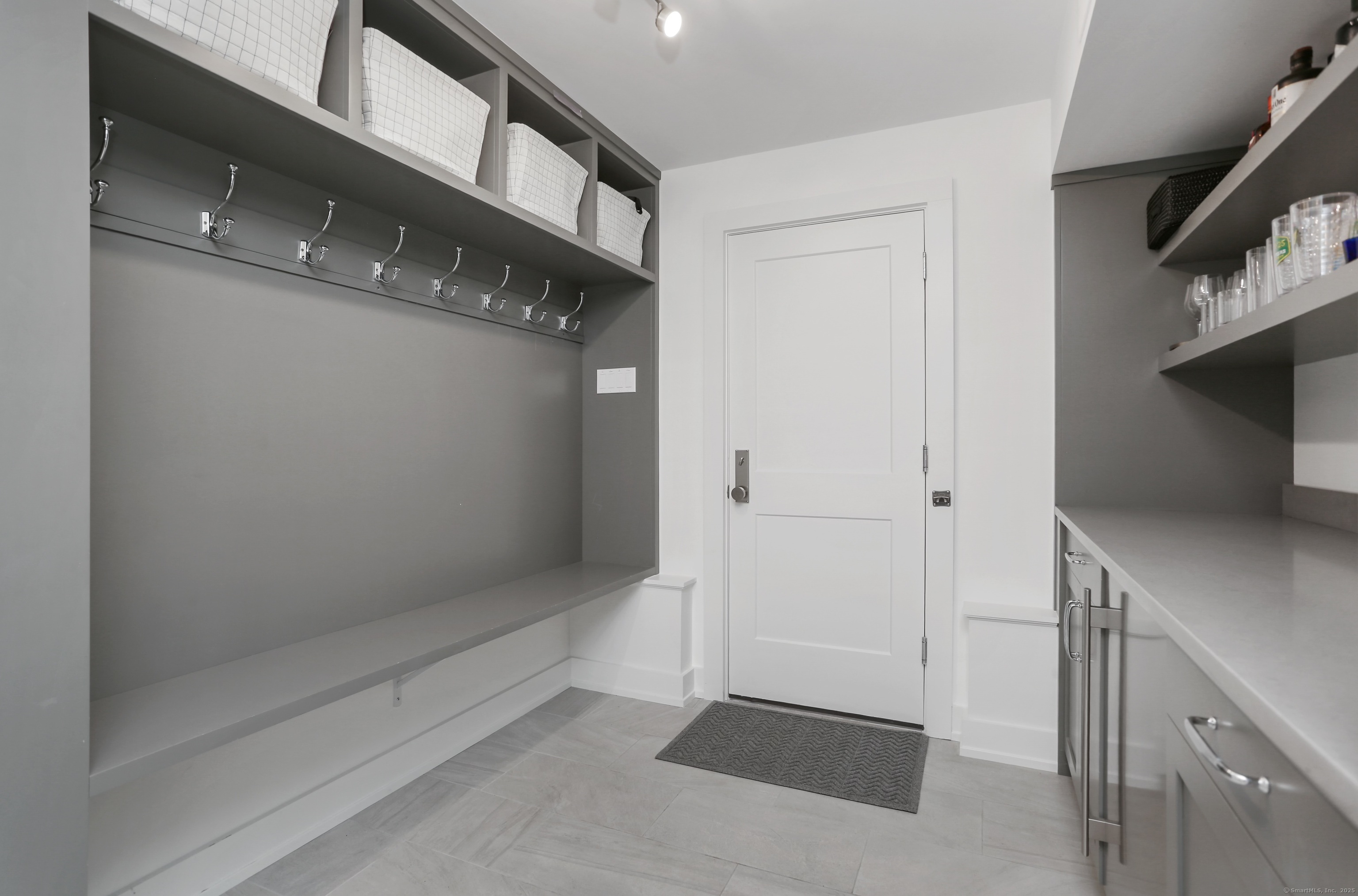 28 Norwalk Avenue Westport, CT 06880 - Photo 31 of 36