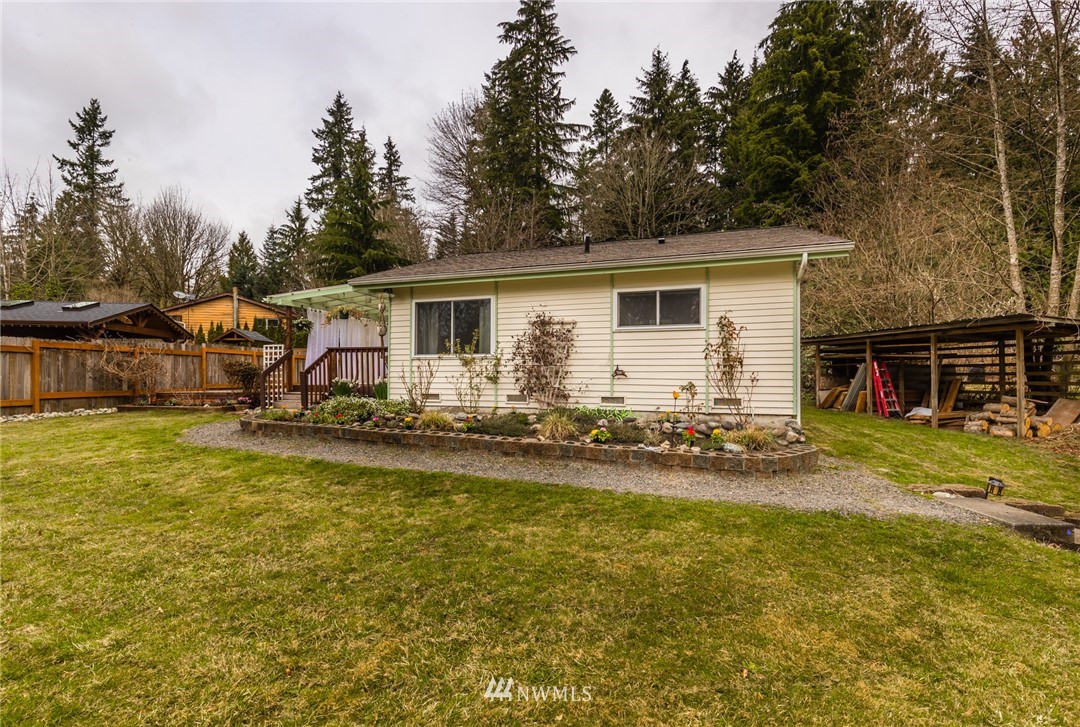 11729 Ingraham Road Snohomish, WA 98290 - Photo 2 of 15