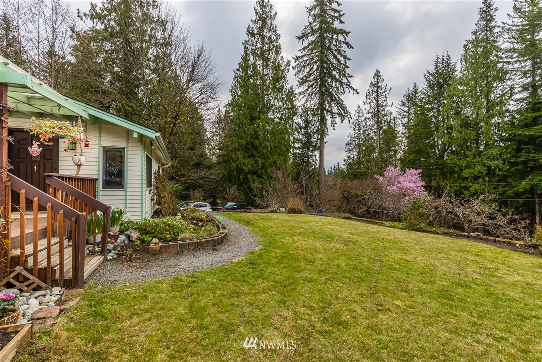 11729 Ingraham Road Snohomish, WA 98290 - Photo 3 of 15