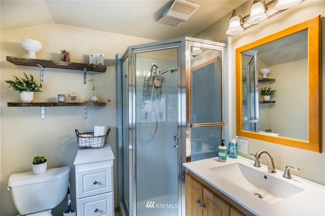 11729 Ingraham Road Snohomish, WA 98290 - Photo 7 of 15