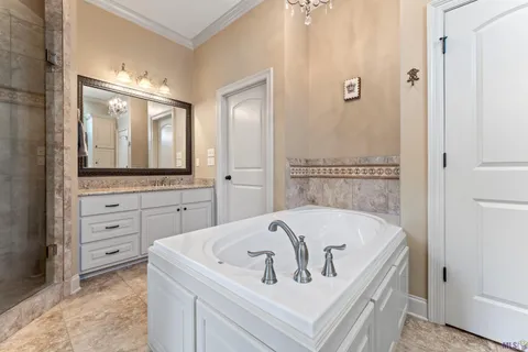 $560,000 | 36516 Oak Park Avenue, Prairieville, LA 70769