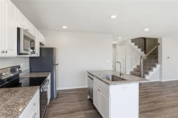 $329,900 | 9800 East 219th Circle, Peculiar, MO 64078