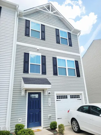 $1,950 | 5945 River Landings Drive, Raleigh, NC 27616