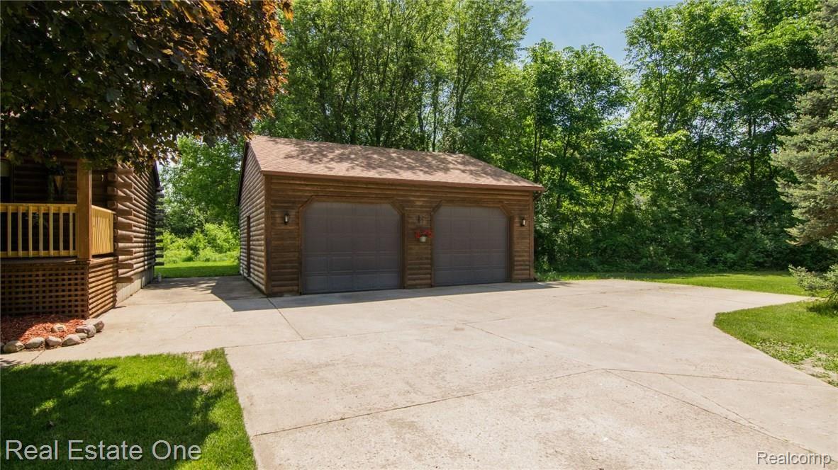 28550 Martindale Road New Hudson, MI 48165 - Photo 26 of 39 29_6.jpg
