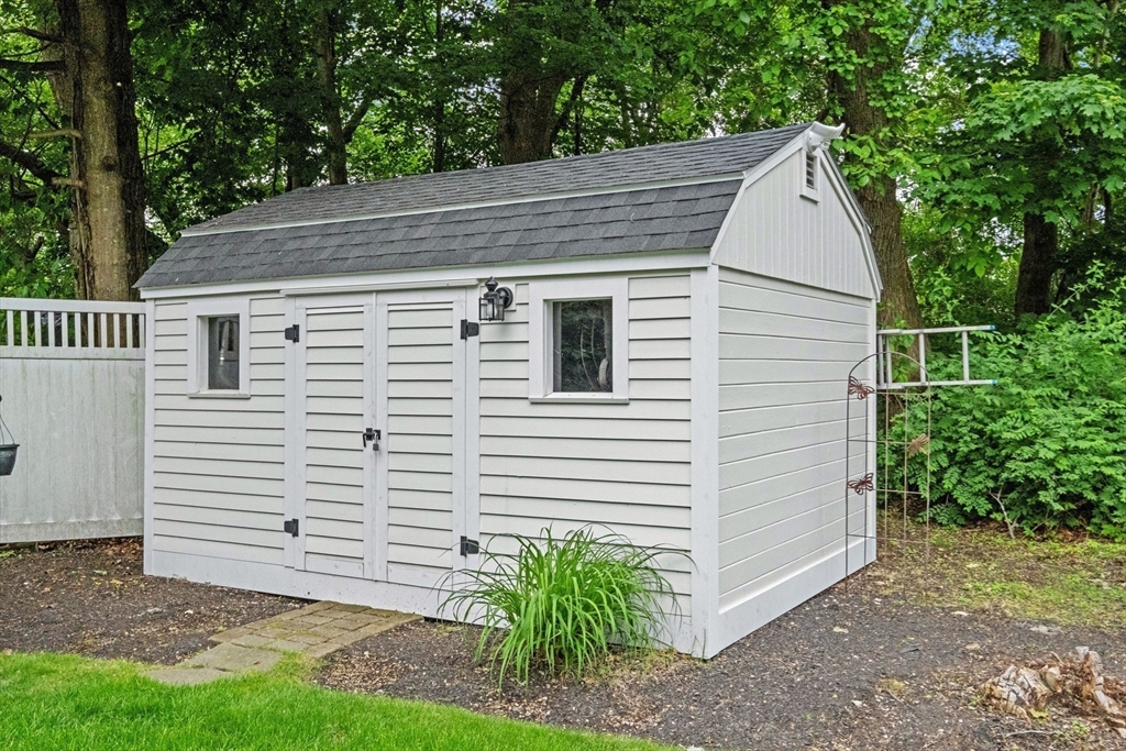 18 Rodman Road Ashland, MA 01721 - Photo 31 of 42