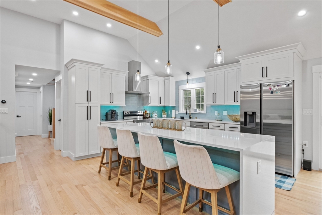 18 Rodman Road Ashland, MA 01721 - Photo 4 of 42