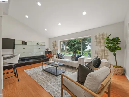 $1,099,000 | 1972 Briscoe Terrace, Fremont, CA 94539