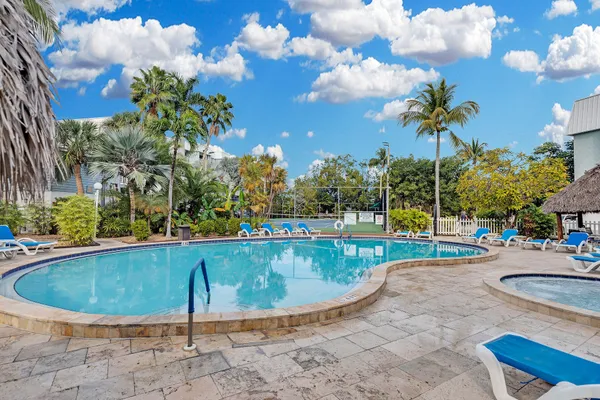 $1,399,000 | 1901 South Roosevelt Boulevard, Unit 208E, Key West, FL 33040