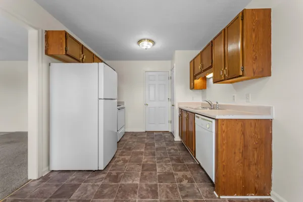 $990 | 1995 Calumet Drive, Unit D, Clarksville, TN 37042