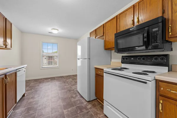 $990 | 1995 Calumet Drive, Unit D, Clarksville, TN 37042