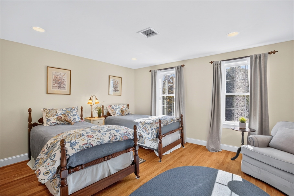 3 Boardwalk Road Sandwich, MA 02563 - Photo 28 of 39