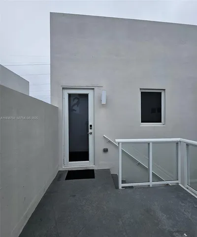 $1,850 | 6410 Northwest 105th Place, Unit STUDIO, Doral, FL 33178