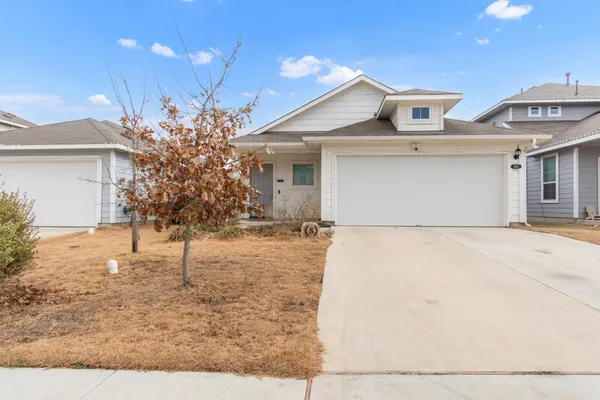 $1,750 | 460 Delta Crest, Maxwell, TX 78656