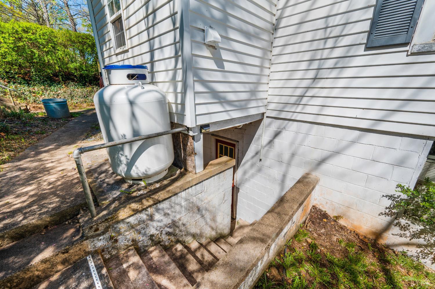 113 Garland Avenue Amherst, VA 24521 - Photo 19 of 37