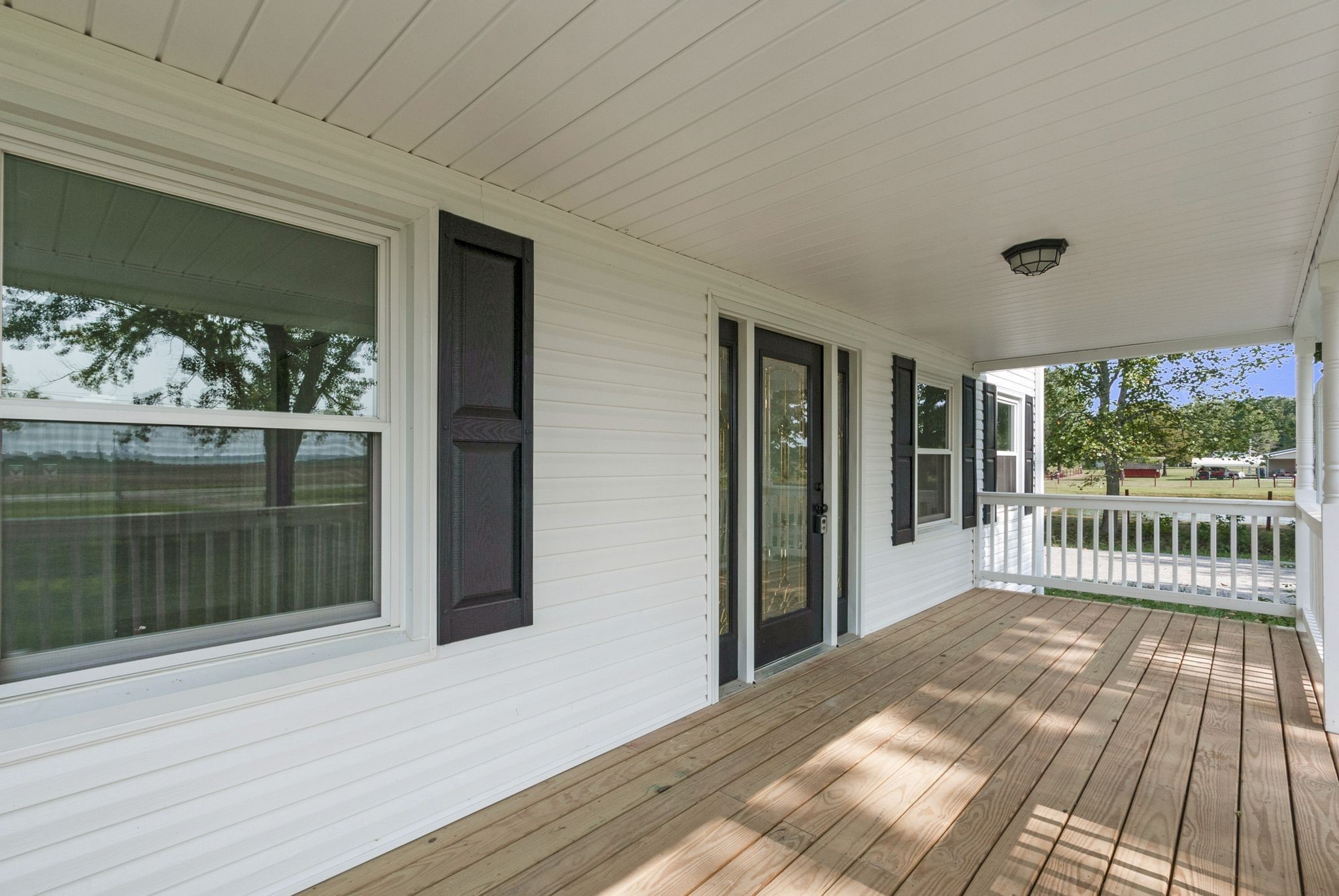 3289 Buffalo Road Ethridge, TN 38456 - Photo 4 of 45 a view of a balcony