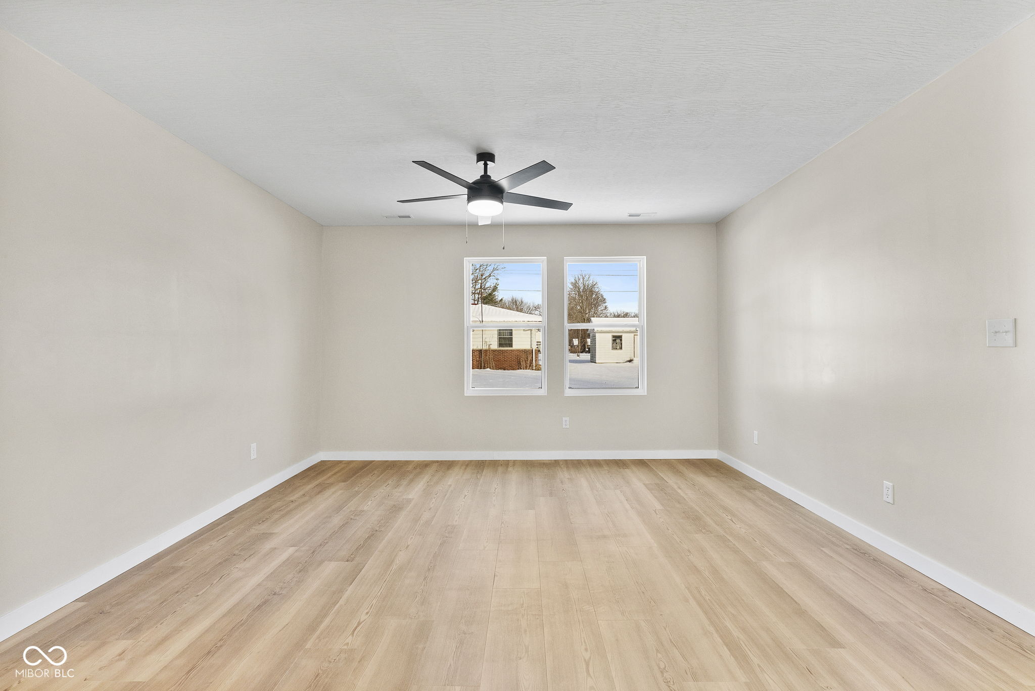 982 North 3rd Street Austin, IN 47102 - Photo 14 of 26