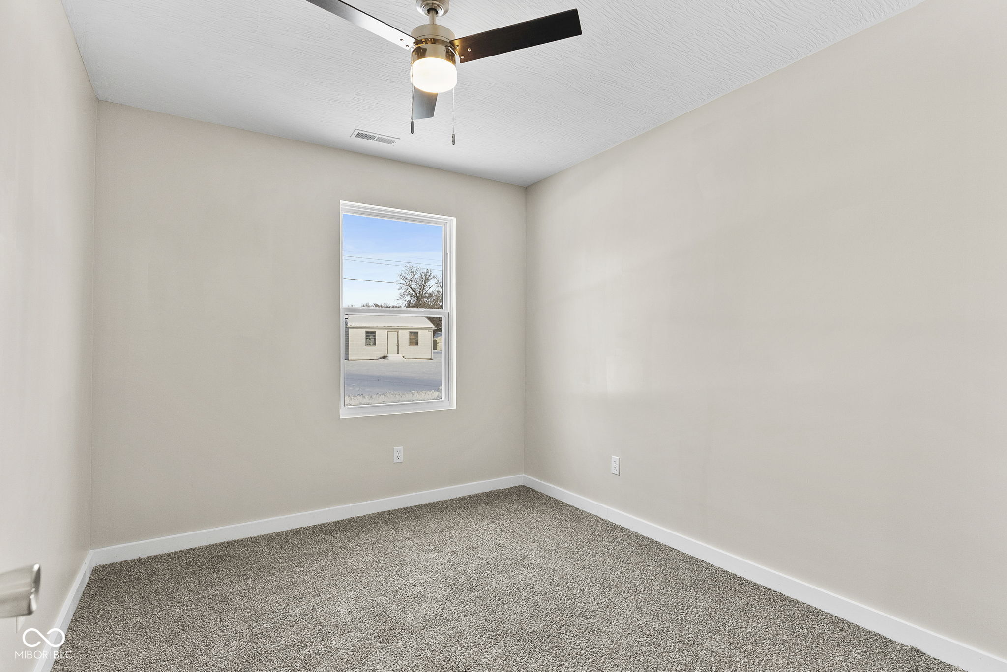 982 North 3rd Street Austin, IN 47102 - Photo 16 of 26
