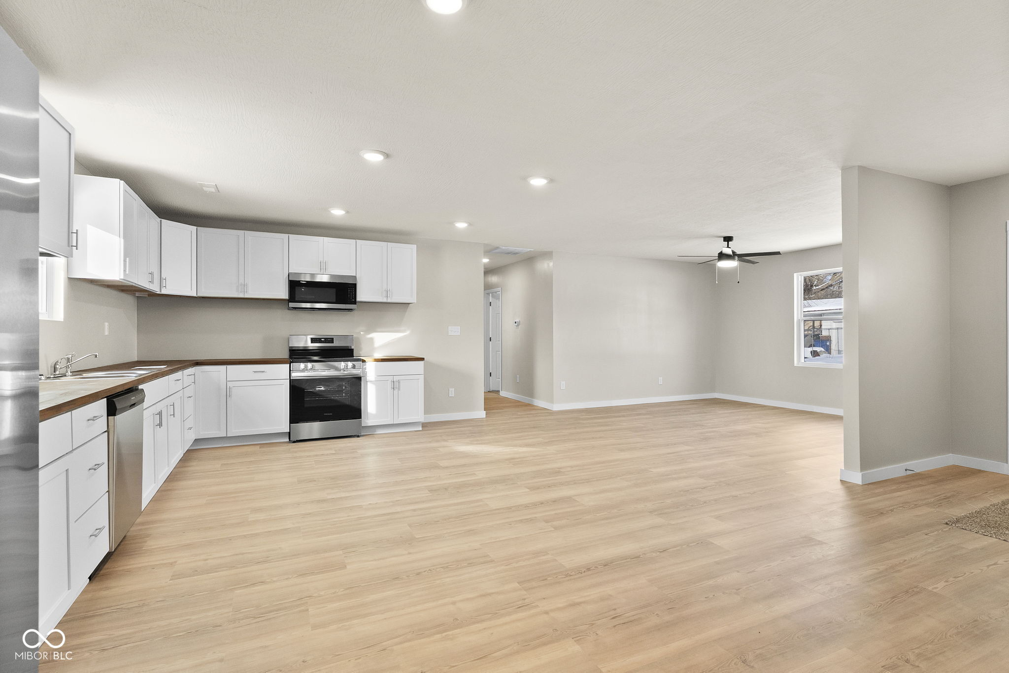982 North 3rd Street Austin, IN 47102 - Photo 10 of 26