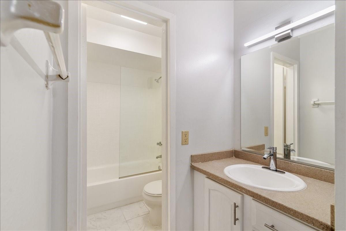 5100 Southwest 41st Street, Unit 3FL321 Hollywood, FL 33023 - Photo 10 of 19 Photo 10