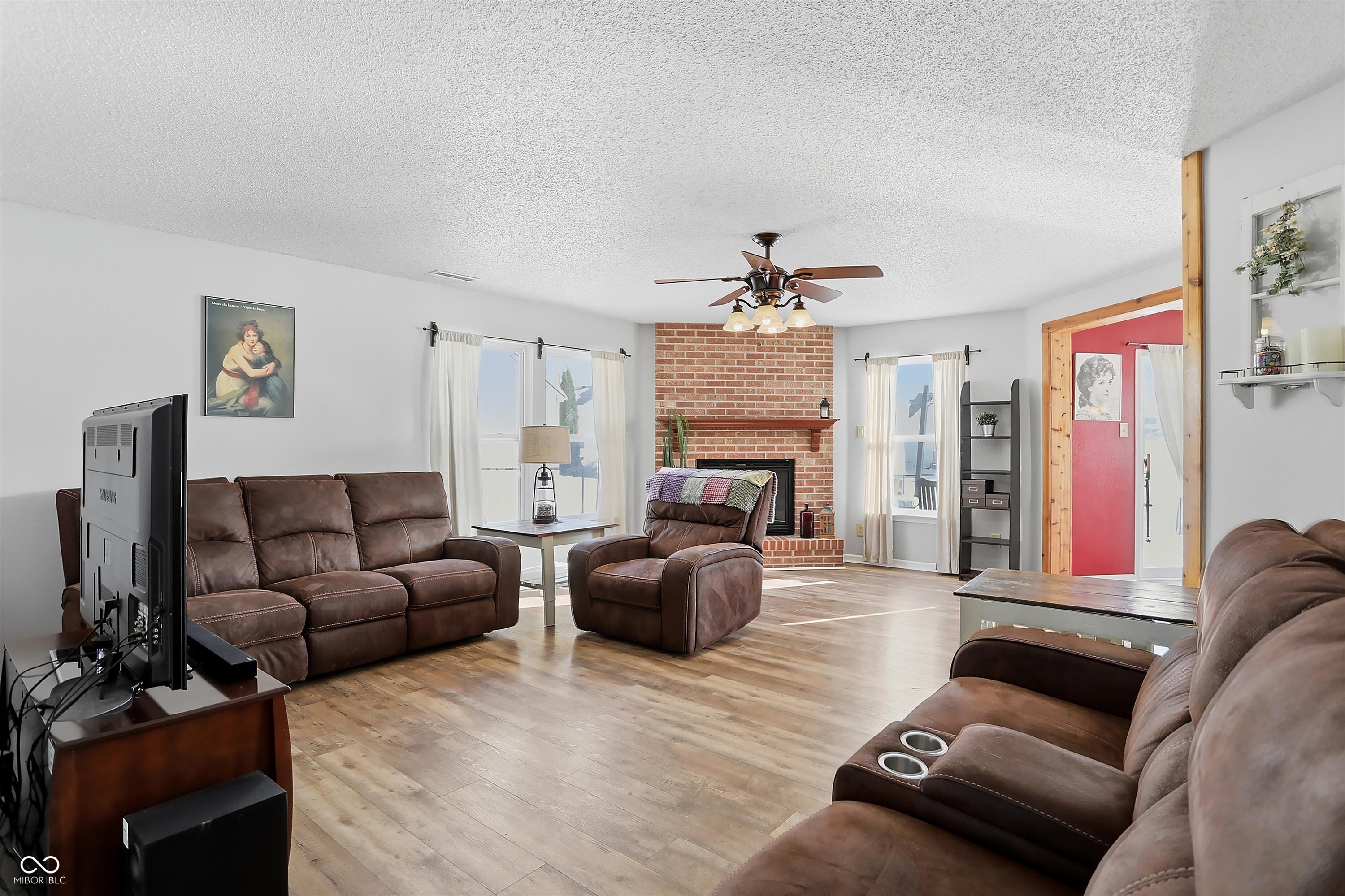 9949 Blue Ridge Way Indianapolis, IN 46234 - Photo 4 of 48